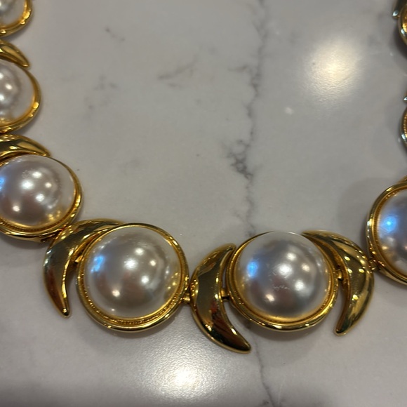 Elegant Gold and Pearl Necklace by Napier - Picture 2 of 7